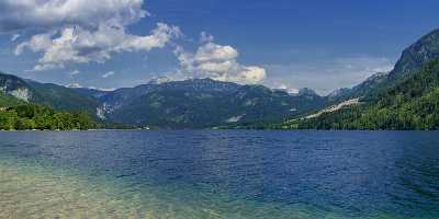 Grundlsee Steiermark Styria Lake See Summer Panorama Viewpoint Coast Fine Art Photographers - 024500 - 06-07-2015 - 14870x6181 Pixel Grundlsee Steiermark Styria Lake See Summer Panorama Viewpoint Coast Fine Art Photographers Fine Art Photos Park Fog Beach Famous Fine Art Photographers Fine...