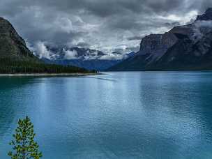 Lake Minnewanka