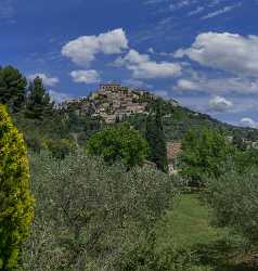 Gordes Alpes De Haute Provence France Mountain Village Forest Fine Art Printing Summer - 015742 - 26-05-2014 - 7077x7442 Pixel Gordes Alpes De Haute Provence France Mountain Village Forest Fine Art Printing Summer Fine Art Photography Prints For Sale Outlook Lake Art Prints For Sale...