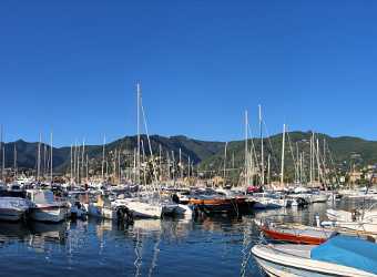 Rapallo Liguria Port Ship Yacht Boat Harbour Ocean Fine Art Fotografie Photography Prints For Sale - 002321 - 23-08-2007 - 5881x4328 Pixel Rapallo Liguria Port Ship Yacht Boat Harbour Ocean Fine Art Fotografie Photography Prints For Sale Art Photography For Sale Town Prints For Sale Modern Wall Art...