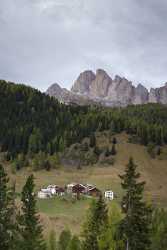 Castello Passo Valparola Berg Dorf Dolomiten Wald Eis Stock Image River Rain Modern Art Prints - 005404 - 17-10-2009 - 3937x8850 Pixel Castello Passo Valparola Berg Dorf Dolomiten Wald Eis Stock Image River Rain Modern Art Prints Fine Arts Stock Fine Art Photography Famous Fine Art...