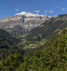 Corte Village Autumn Tree Color Dolomites Panorama Viepoint Fine Art Prints Stock Image - 024126 - 16-10-2016 - 7744x8249 Pixel Corte Village Autumn Tree Color Dolomites Panorama Viepoint Fine Art Prints Stock Image Landscape Photography Fine Art Posters Sunshine Fine Art Photography...