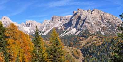 Val Gardena Groeden Monte Pic Foto Herbst Dolomiten Fine Art Photography Prints For Sale Sale - 001409 - 17-10-2007 - 7751x3932 Pixel Val Gardena Groeden Monte Pic Foto Herbst Dolomiten Fine Art Photography Prints For Sale Sale Fine Art Posters Coast Ice Art Photography For Sale Town Pass...