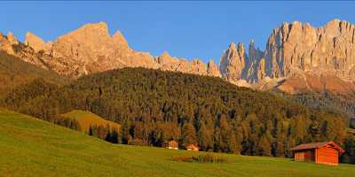 Sankt Zyprian San Cipriano Rosengarten Sonnenuntergang Landschaft Ice Prints Leave - 001276 - 15-10-2007 - 16489x4393 Pixel Sankt Zyprian San Cipriano Rosengarten Sonnenuntergang Landschaft Ice Prints Leave Fine Art Landscapes Stock Pictures Art Prints For Sale Winter Fine Arts...