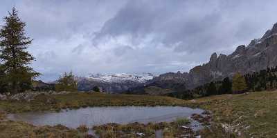 Sella Pass Val Gardena Dolomiten Baum Eis Herbst Barn Outlook Prints For Sale Ice Fine Art Prints - 005389 - 17-10-2009 - 10457x4301 Pixel Sella Pass Val Gardena Dolomiten Baum Eis Herbst Barn Outlook Prints For Sale Ice Fine Art Prints Art Photography Gallery Royalty Free Stock Photos Nature...