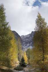 Wolkenstein Val Gardena Laerchen Schnee Herbst Berge Landscape Prints Fine Art Shore - 004948 - 12-10-2009 - 4259x9803 Pixel Wolkenstein Val Gardena Laerchen Schnee Herbst Berge Landscape Prints Fine Art Shore Fine Art Photographers River View Point Creek Mountain Fine Art Photos...