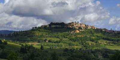 Montepulciano Tuscany Italy Toscana Italien Spring Fruehling Poppy Cloud Sunshine Images - 014059 - 20-05-2013 - 16240x7468 Pixel Montepulciano Tuscany Italy Toscana Italien Spring Fruehling Poppy Cloud Sunshine Images Modern Wall Art Beach Town Stock Image Landscape Fine Art Prints For...