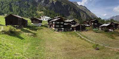 Zermatt Blatten Walliser Haeuser Sommer Blumen Berg Alpen Fine Art Photography Prints For Sale - 004642 - 14-08-2009 - 9114x3765 Pixel Zermatt Blatten Walliser Haeuser Sommer Blumen Berg Alpen Fine Art Photography Prints For Sale Mountain Fine Arts Photography Photo Fine Art Foto Modern Wall...