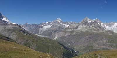 Zermatt Riffelberg Matterhorn Mettelhorn Zinalrothorn Weisshorn Aussicht Berg Autumn Sea Beach - 004589 - 13-08-2009 - 13020x3897 Pixel Zermatt Riffelberg Matterhorn Mettelhorn Zinalrothorn Weisshorn Aussicht Berg Autumn Sea Beach Photo Fine Art Country Road Pass Stock Images Town Order Fine Art...