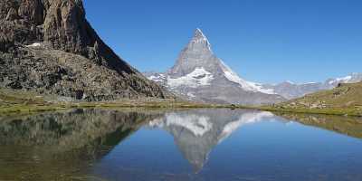 Zermatt Riffelsee Matterhorn Rotenboden Berg See Sumpf Blumen Fine Art Stock Image Town City - 004557 - 13-08-2009 - 12420x3984 Pixel Zermatt Riffelsee Matterhorn Rotenboden Berg See Sumpf Blumen Fine Art Stock Image Town City Fine Art Fotografie Senic Fine Art Photography For Sale Beach River...