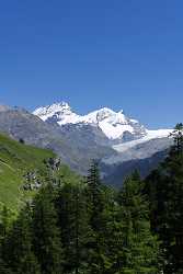 Staffel Adlerhorn Strahlhorn Rimpfischhorn Wald Sky Fine Art Photos Shoreline - 003006 - 16-07-2008 - 4292x7254 Pixel Staffel Adlerhorn Strahlhorn Rimpfischhorn Wald Sky Fine Art Photos Shoreline Royalty Free Stock Photos Fine Art Prints Order Landscape Fine Art Photography...