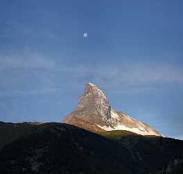 Zermatt Winkelmatten Matterhorn Sonnenaufgang Panorama Mond Coast Image Stock Fine Art Fotografie - 004199 - 09-08-2009 - 6200x5863 Pixel Zermatt Winkelmatten Matterhorn Sonnenaufgang Panorama Mond Coast Image Stock Fine Art Fotografie Grass Creek Art Printing Prints For Sale Fine Art Landscape...
