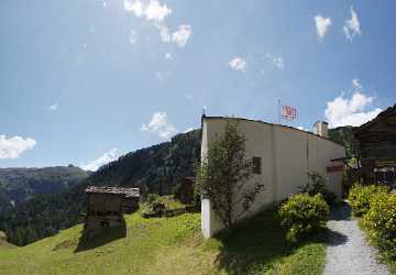 Zermatt Zmut Bergdorf Kapelle Sommer Berg Alpen Panorama Tree Stock Photos Fine Art America - 004259 - 09-08-2009 - 8559x5952 Pixel Zermatt Zmut Bergdorf Kapelle Sommer Berg Alpen Panorama Tree Stock Photos Fine Art America Landscape Photography Nature Stock Image Barn Image Stock Prints For...