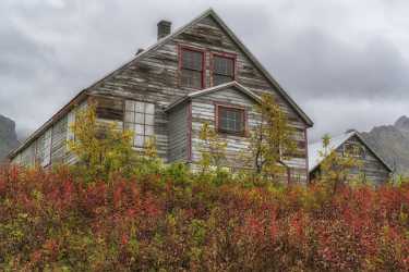 Single Shot Alaska Usa Panoramic Landscape Photography Scenic Modern Art Print Park Sunshine - 020633 - 04-09-2016 - 7952x5304 Pixel Single Shot Alaska Usa Panoramic Landscape Photography Scenic Modern Art Print Park Sunshine Stock Photos Fine Art Foto Grass Barn Fine Art Photography...