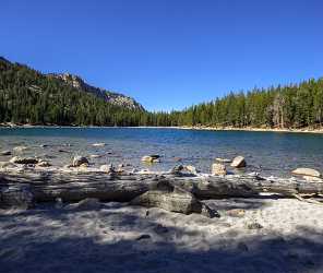 Mc Cloud Lake Mommoth Lakes California Overlook Autumn Stock Images Sunshine Images - 014318 - 19-10-2014 - 7295x6162 Pixel Mc Cloud Lake Mommoth Lakes California Overlook Autumn Stock Images Sunshine Images Fine Art Photographer Fine Arts Rain Fine Art Photography For Sale Photo...