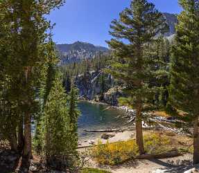 Tj Lake Mommoth Lakes California Overlook Autumn Blue Barn Rock Fine Art Prints For Sale - 014308 - 19-10-2014 - 6730x5866 Pixel Tj Lake Mommoth Lakes California Overlook Autumn Blue Barn Rock Fine Art Prints For Sale Photography Spring Rain Nature Coast Fine Art Photographers Fine Arts...