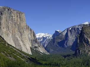 Tunnel View