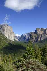 Yosemite Nationalpark California Waterfall Merced River Valley Scenic Barn Winter Flower - 009165 - 07-10-2011 - 4738x8972 Pixel Yosemite Nationalpark California Waterfall Merced River Valley Scenic Barn Winter Flower Modern Wall Art Summer Photography Fine Art Rain Fine Art Print...