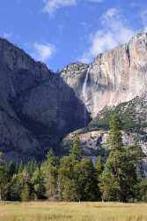 Yosemite Nationalpark California Waterfall Merced River Valley Scenic Landscape Shore Creek - 010576 - 07-10-2011 - 4236x8538 Pixel Yosemite Nationalpark California Waterfall Merced River Valley Scenic Landscape Shore Creek Fine Arts Photography Art Photography For Sale Fine Art Landscape...