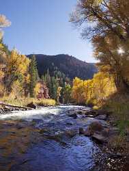 Basalt Fryingpan River Colorado Landscape Bush Forest Tree Barn Island View Point Photo - 006943 - 14-10-2010 - 4466x5895 Pixel Basalt Fryingpan River Colorado Landscape Bush Forest Tree Barn Island View Point Photo Fine Art Photography Prints Fine Art Photography Prints For Sale Fog...