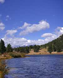 Estes Park Lily Lake Colorado Landscape Autumn Color Art Photography For Sale - 008515 - 23-09-2010 - 4242x5270 Pixel Estes Park Lily Lake Colorado Landscape Autumn Color Art Photography For Sale Royalty Free Stock Photos Country Road Art Prints Hi Resolution View Point Senic...