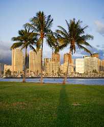 Ala Moana Park Diamond Head Oahu Hawaii Hololulu Fine Art Photographer Royalty Free Stock Images - 010103 - 24-10-2011 - 4878x5975 Pixel Ala Moana Park Diamond Head Oahu Hawaii Hololulu Fine Art Photographer Royalty Free Stock Images Stock Prints For Sale Sunshine Modern Art Print Fog Landscape...