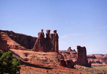 Moab Arches National Park Three Gossips Utah Red Shore Fine Art Photography Gallery - 007591 - 03-10-2010 - 5972x4100 Pixel Moab Arches National Park Three Gossips Utah Red Shore Fine Art Photography Gallery Landscape Photography Art Printing Pass Shoreline Famous Fine Art...