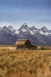 Grand Teton National Park Multon Barn Mormon Row Fine Art Nature Photography Grass Beach - 022162 - 11-10-2017 - 7808x12968 Pixel Grand Teton National Park Multon Barn Mormon Row Fine Art Nature Photography Grass Beach Fine Art Giclee Printing Outlook Prints City Panoramic Modern Art...