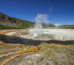 Black Sand Basin Yellowstone National Park Wyoming View Stock Photos Rain Coast Stock Image - 015314 - 26-09-2014 - 7291x6472 Pixel Black Sand Basin Yellowstone National Park Wyoming View Stock Photos Rain Coast Stock Image Modern Art Print Hi Resolution Shore River Forest Fine Art Foto...