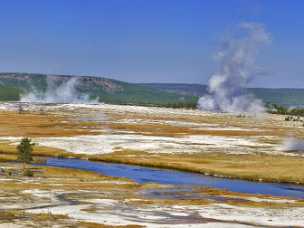 Midway Geyser Basin