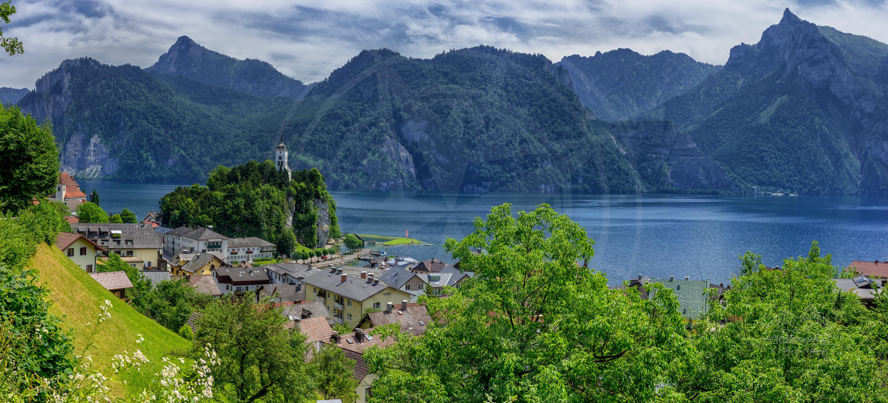 Summer Panorama of Mountain Lake from Lärchenwaldweg in Traunkirchen, Upper Austria