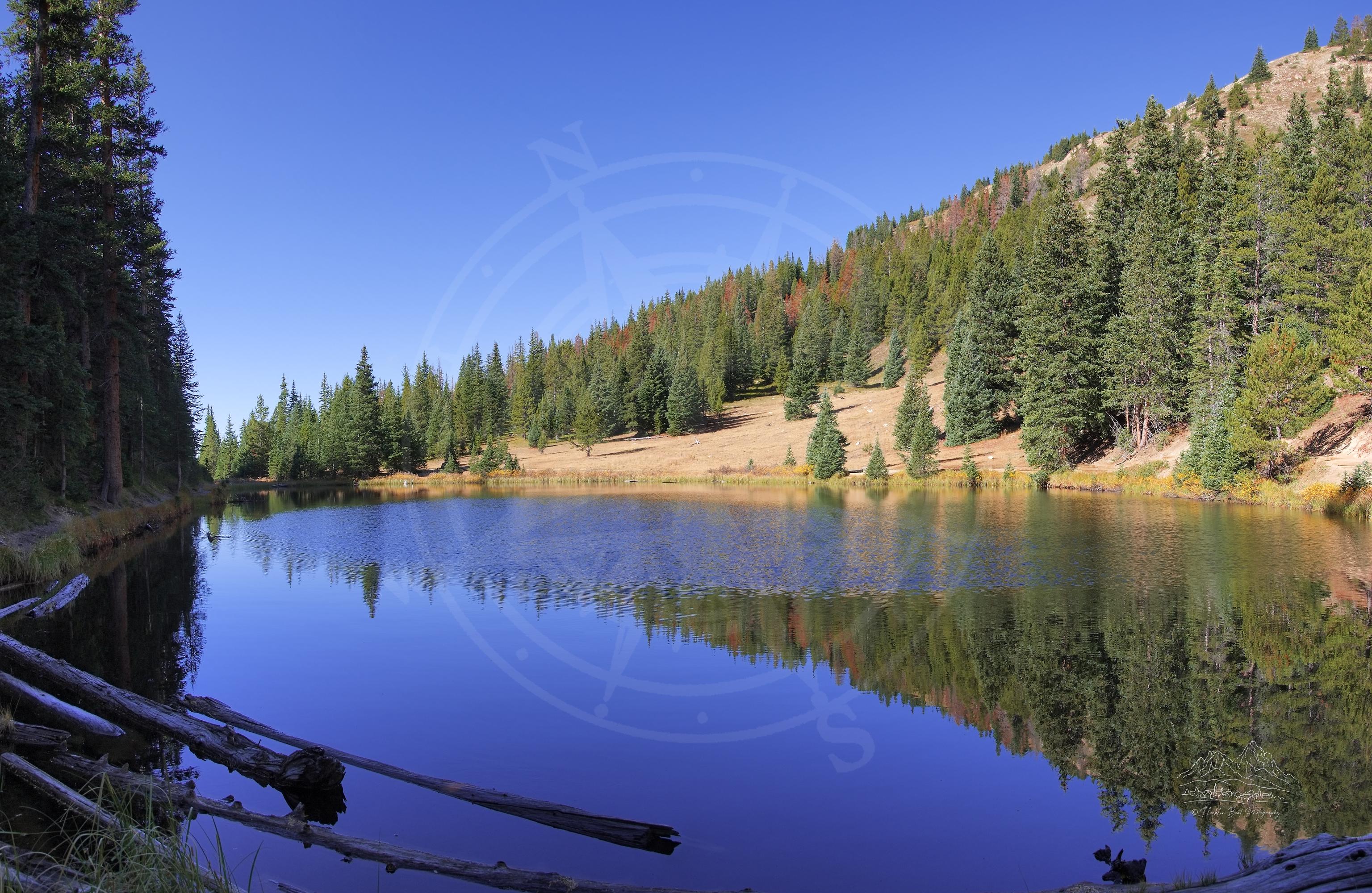 Herbst-Panorama von Lake Irene am Ute Trail, Colorado