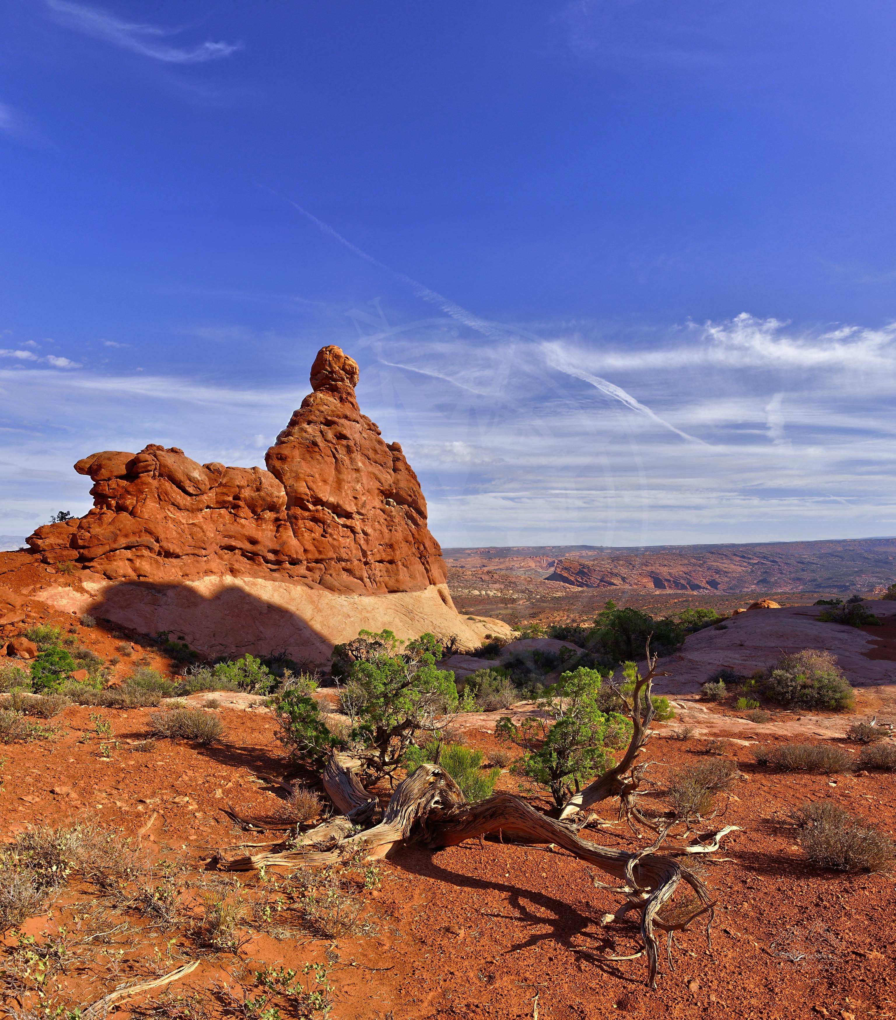 Panorama Autunnale della Formazione Rocciosa Devils Golf Ball, Utah