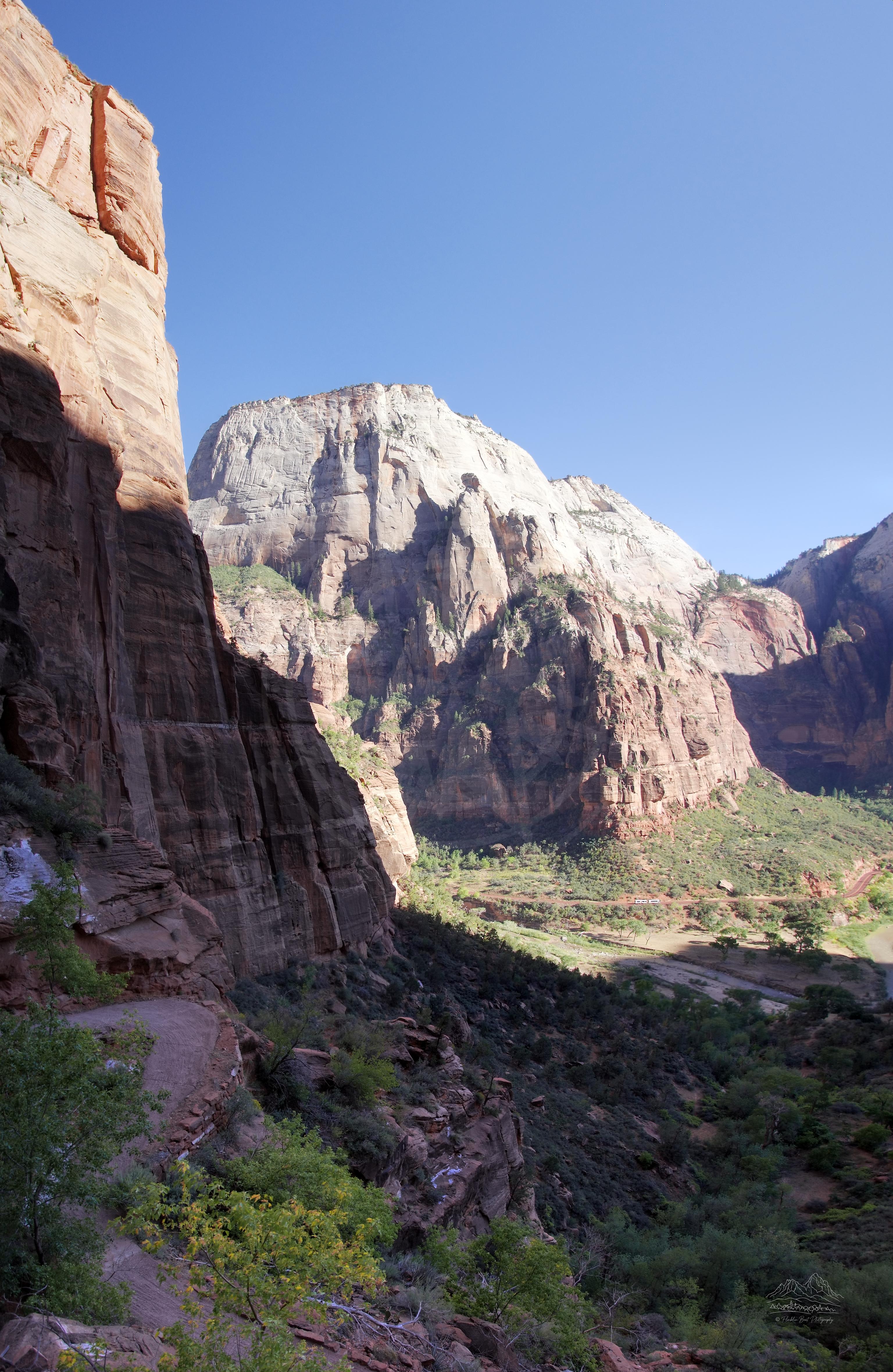 Panoramablick im Herbst vom West Rim Trail in Utah